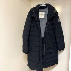 A&F LONG QUILTED PUFFER JACKET